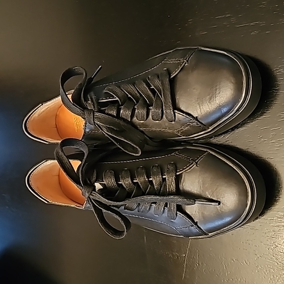 FRYE Low Lace Shoe, Size 7.5, Never Worn - Picture 2 of 8